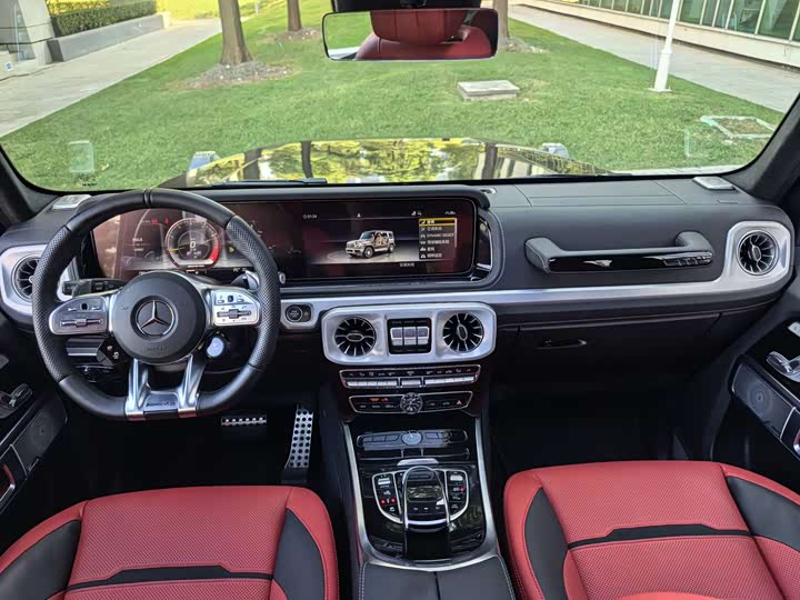 Фото 40 - Mercedes-Benz G-Class AMG