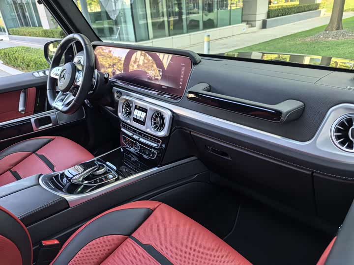 Фото 41 - Mercedes-Benz G-Class AMG