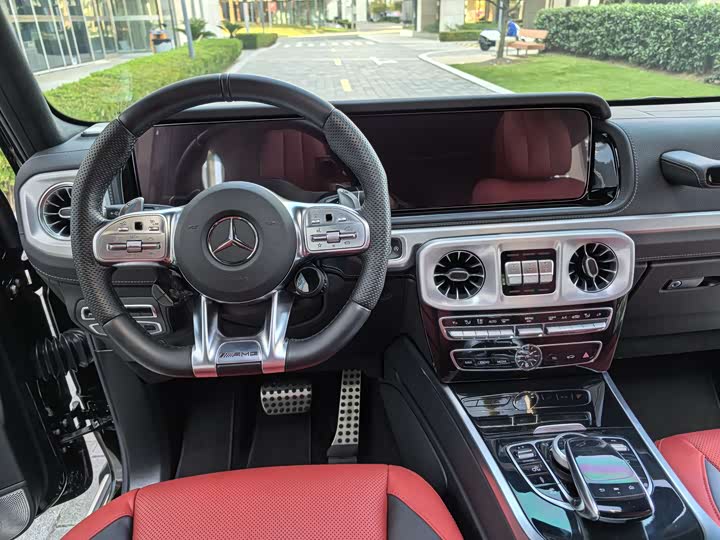 Фото 52 - Mercedes-Benz G-Class AMG