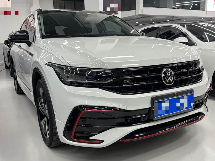 Фото 2 - Volkswagen Tiguan X