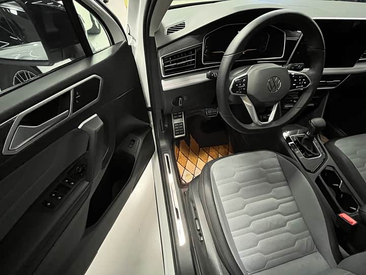 Фото 5 - Volkswagen Tiguan X