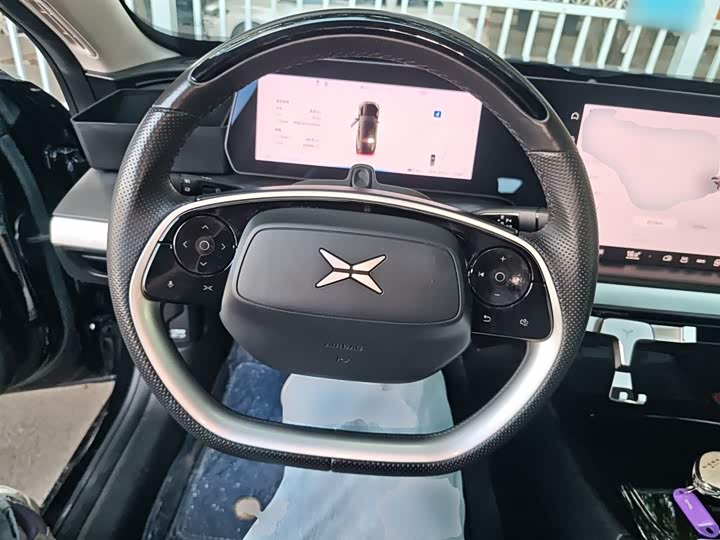 Фото 11 - XPeng P7