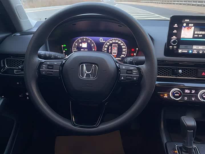 Фото 3 - Honda Integra