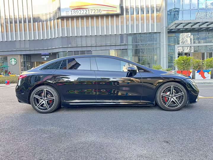 Фото 8 - Mercedes-Benz EQE AMG