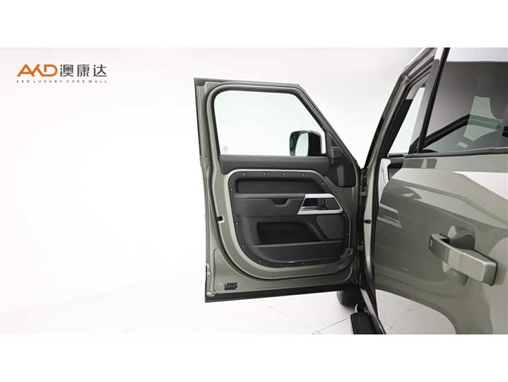 Фото 10 - Land Rover Defender