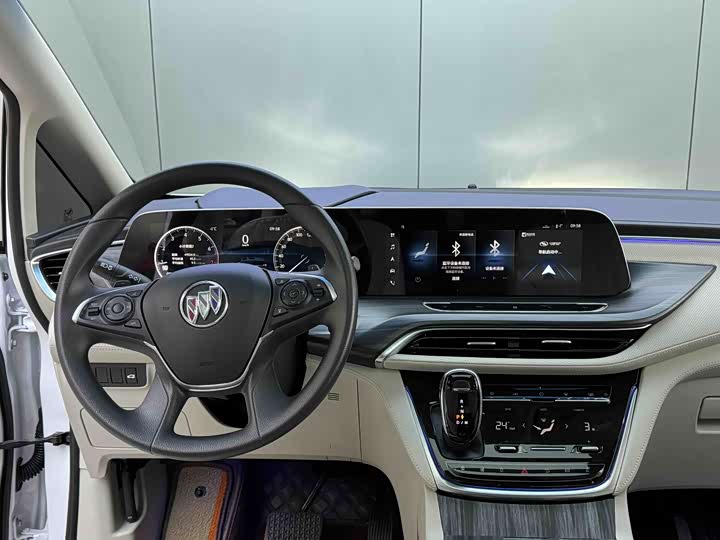 Фото 12 - Buick GL8 ES