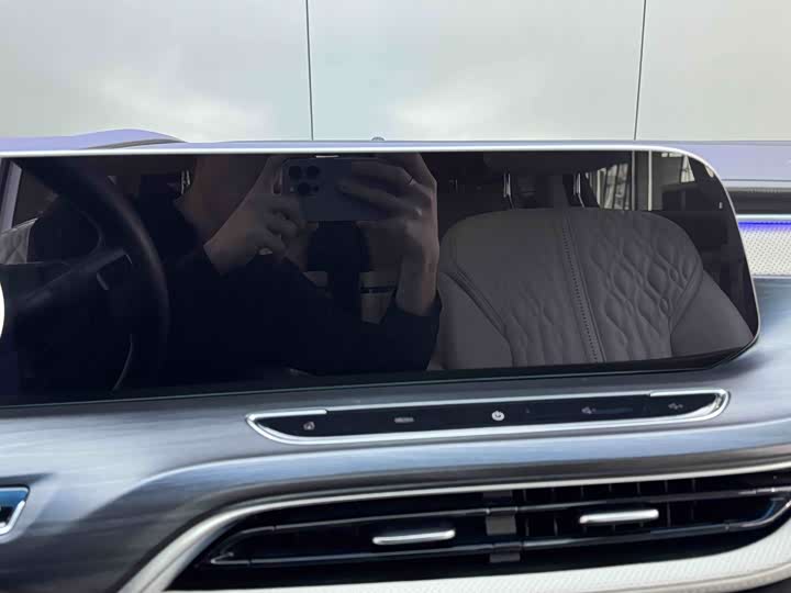 Фото 16 - Buick GL8 ES