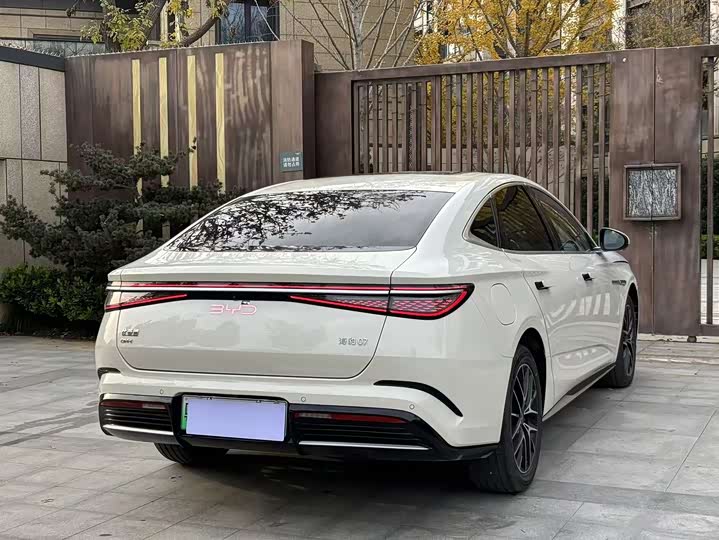 Фото 9 - BYD Seal 07 DM-i Hybrid