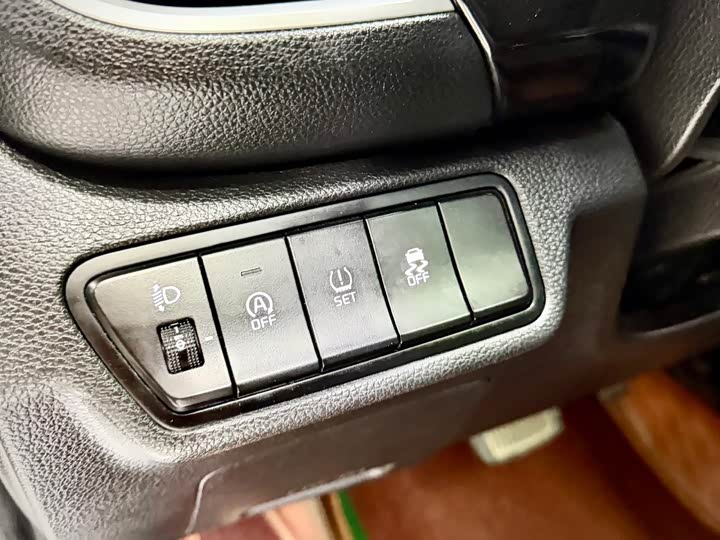 Фото 11 - Kia KX3