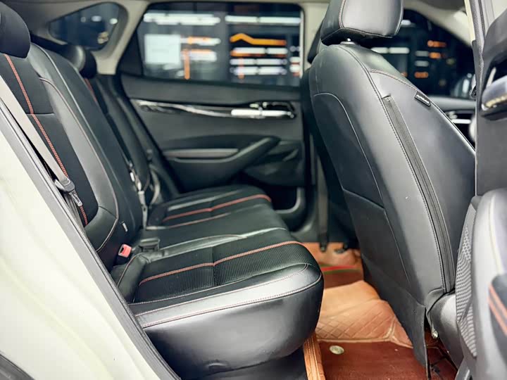 Фото 20 - Kia KX3