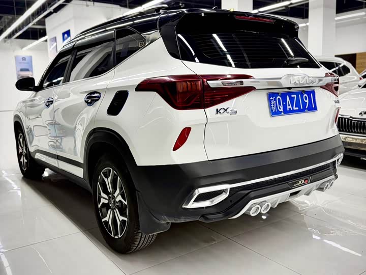 Фото 4 - Kia KX3