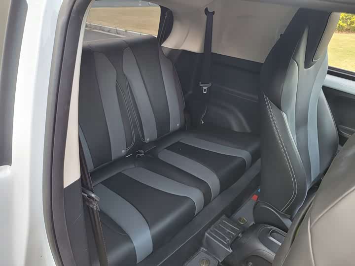 Фото 16 - Roewe Clever