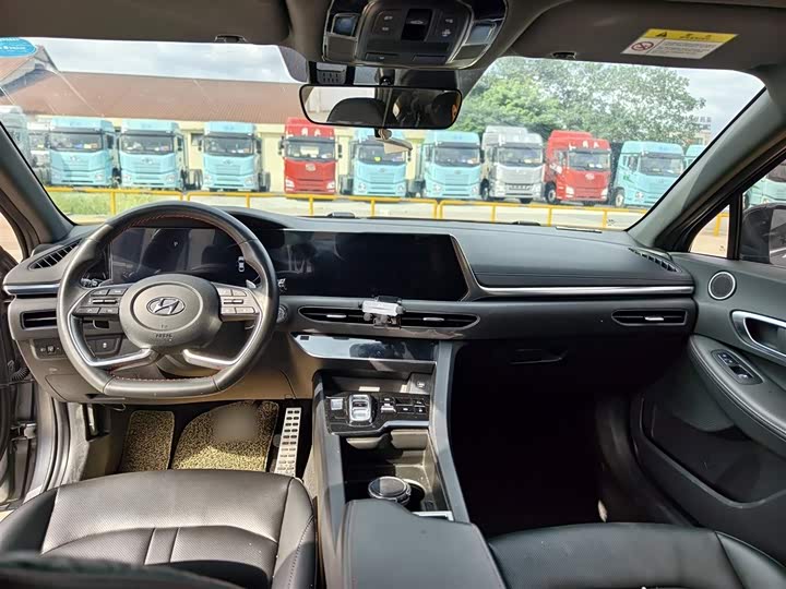 Фото 14 - Hyundai Sonata N Line