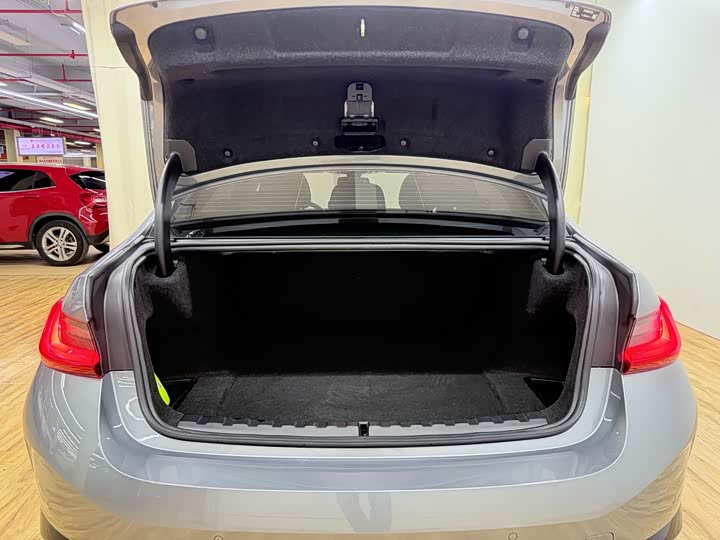 Фото 25 - BMW i3