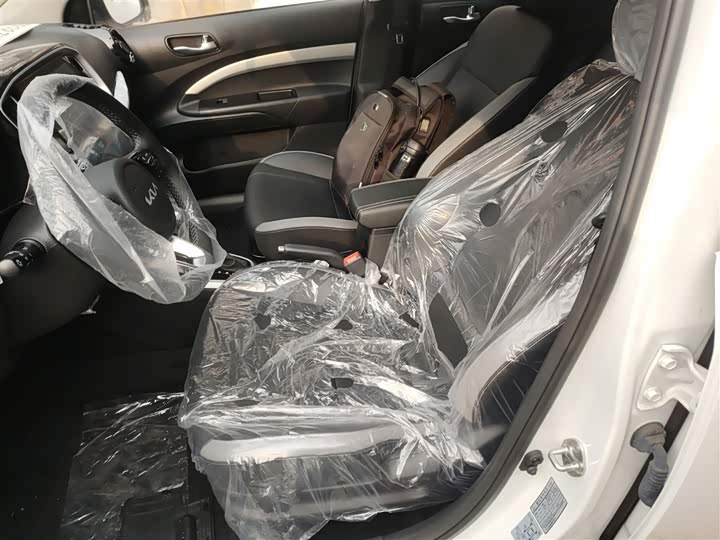 Фото 15 - Kia KX1