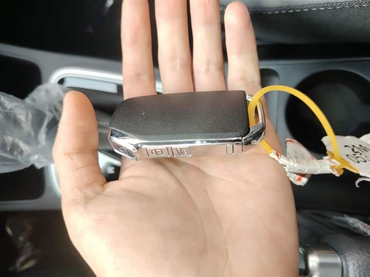 Фото 9 - Kia KX1