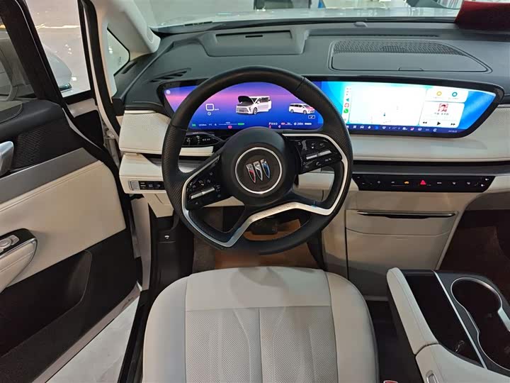 Фото 11 - Buick GL8 Hybrid