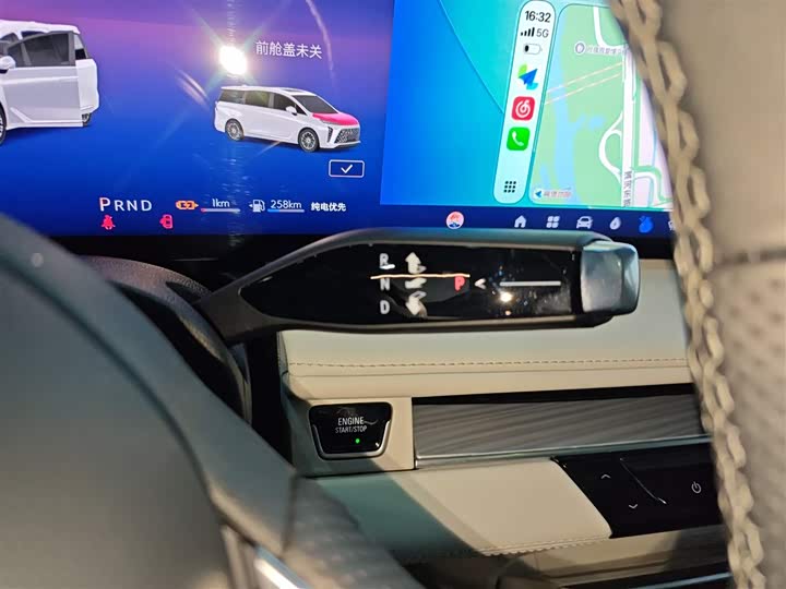 Фото 14 - Buick GL8 Hybrid