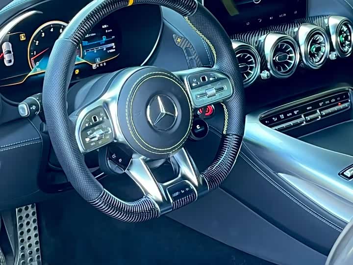 Фото 4 - Mercedes-Benz AMG GT