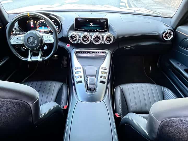 Фото 5 - Mercedes-Benz AMG GT