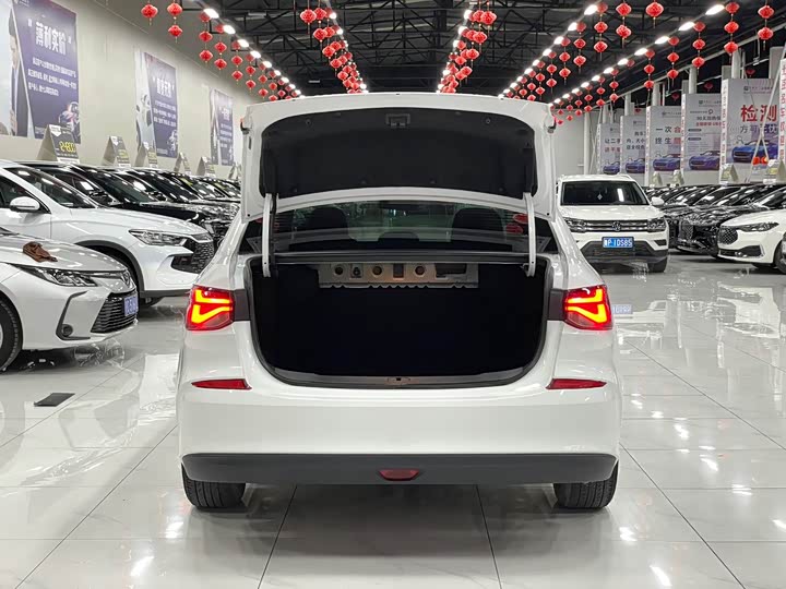 Фото 17 - Chevrolet Monza