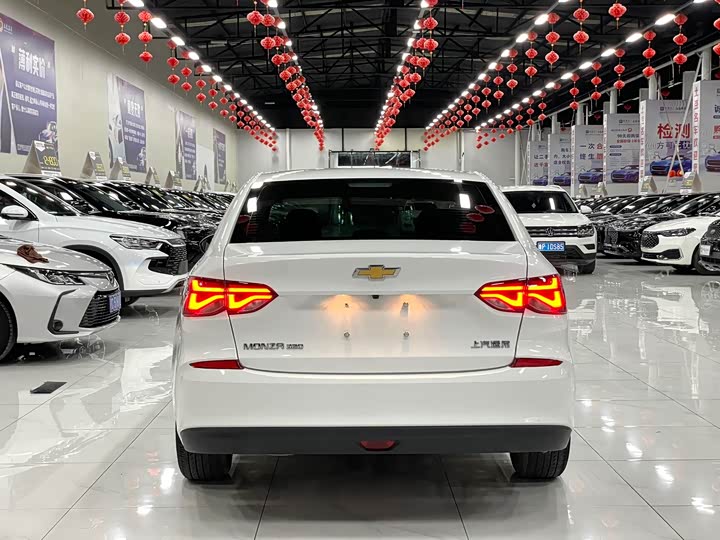 Фото 5 - Chevrolet Monza