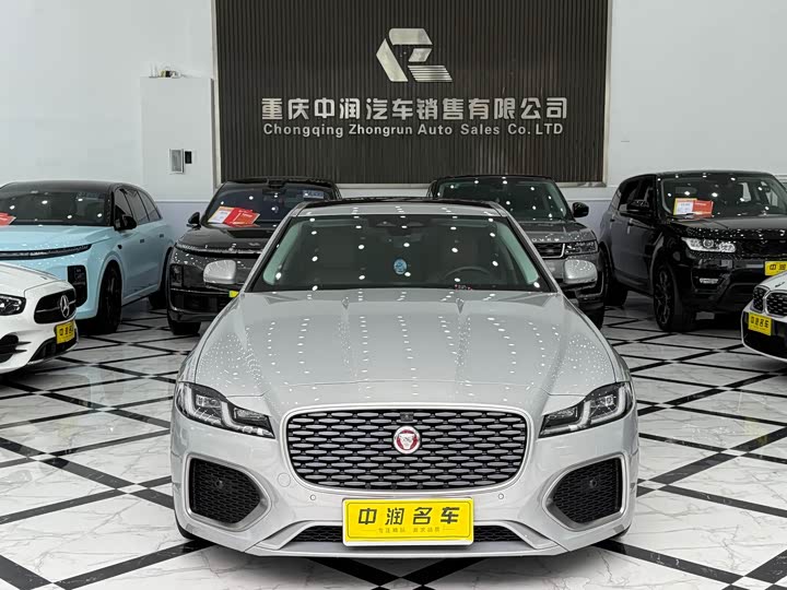 Фото 1 - Jaguar XF L