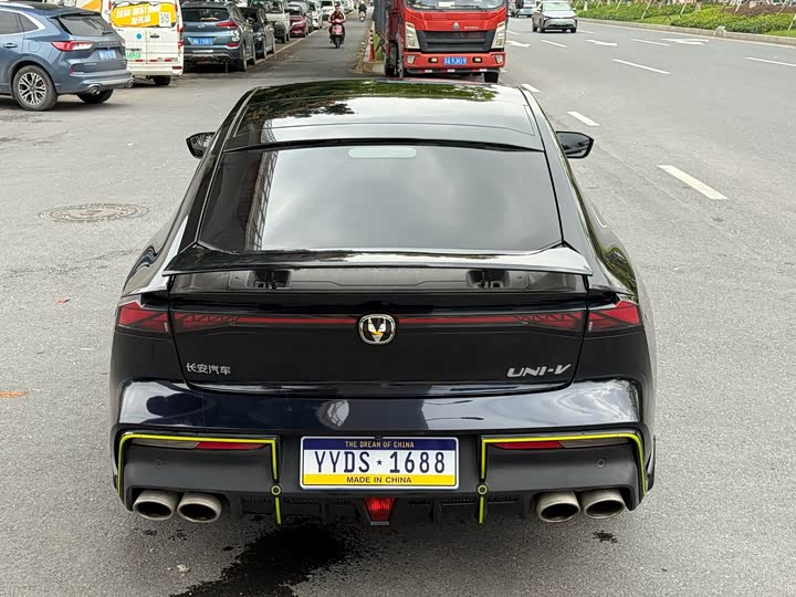 Фото 5 - Changan UNI-V