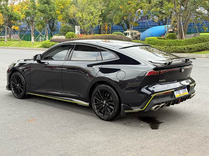 Фото 6 - Changan UNI-V