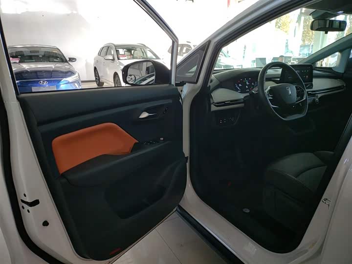 Фото 16 - Bestune NAT