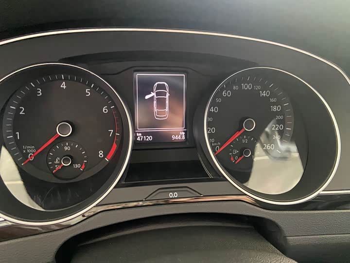 Фото 12 - Volkswagen Magotan