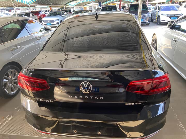 Фото 5 - Volkswagen Magotan