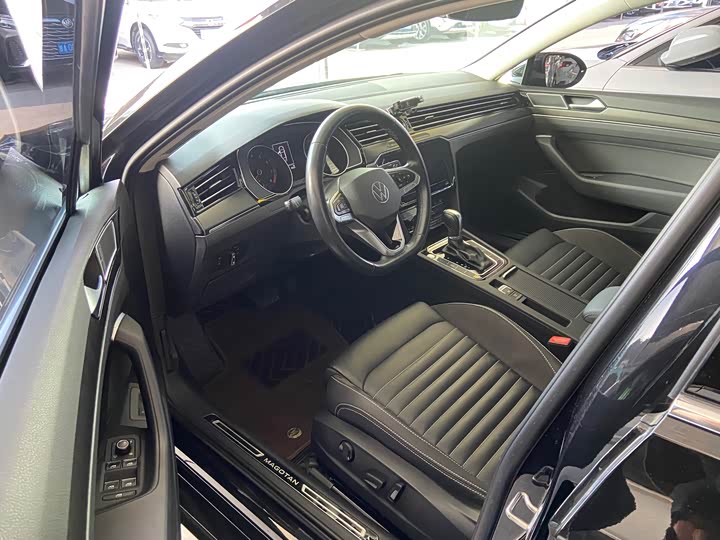 Фото 7 - Volkswagen Magotan