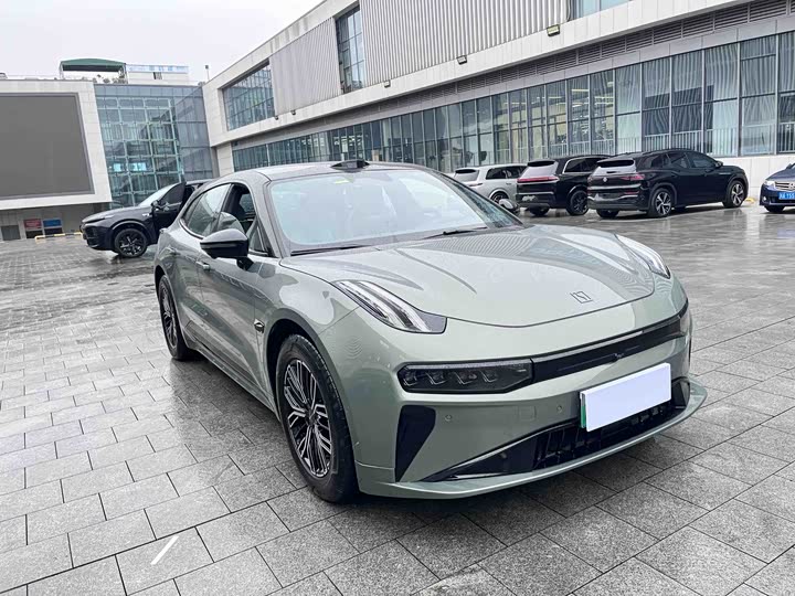 Фото 3 - Zeekr 001