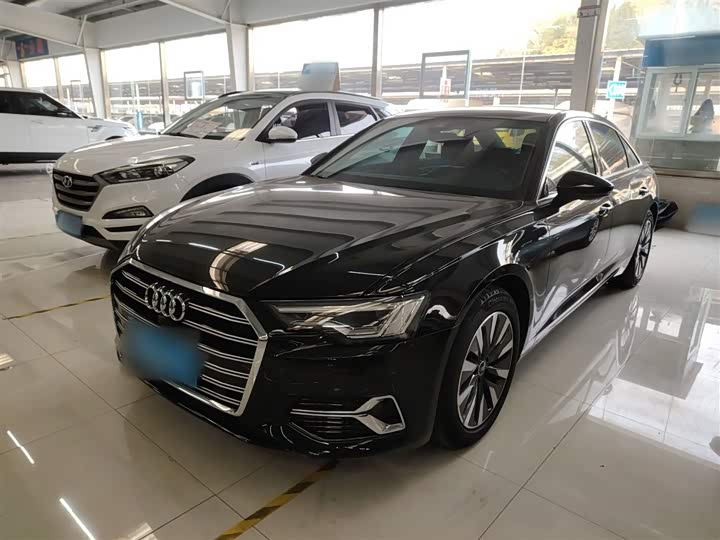 Фото 2 - Audi A6L