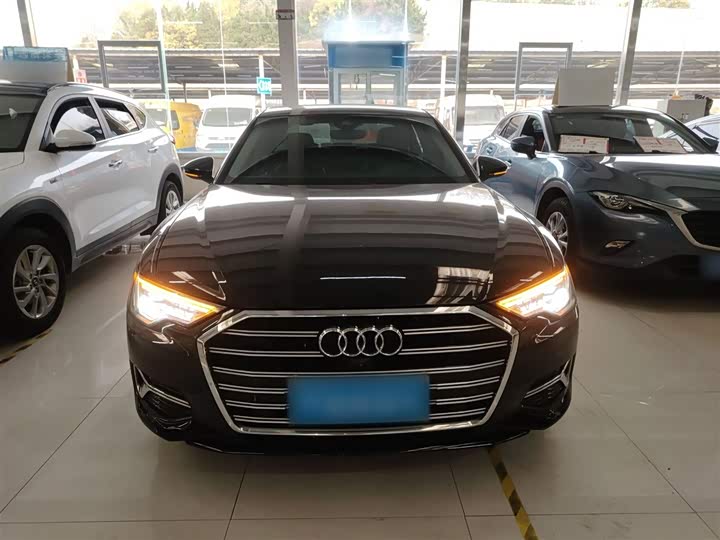 Фото 3 - Audi A6L