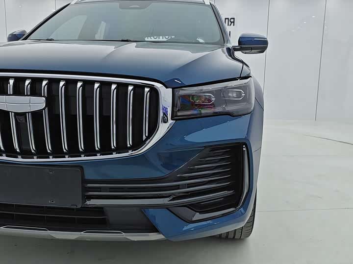 Фото 9 - Geely Monjaro