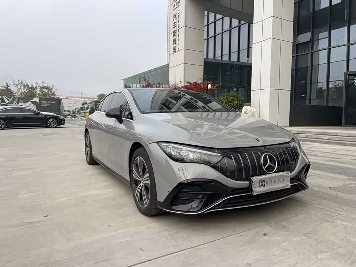 Фото 3 - Mercedes-Benz EQE