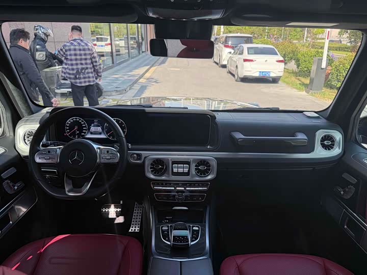 Фото 7 - Mercedes-Benz G-Class