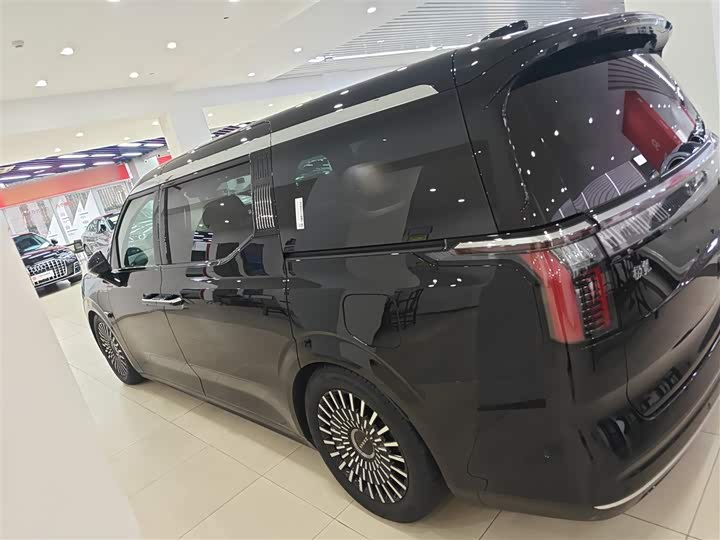 Фото 5 - Zeekr 009