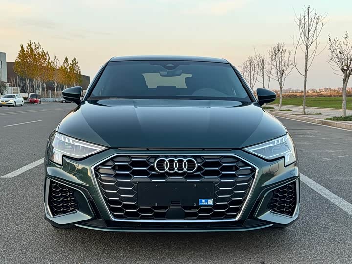 Фото 2 - Audi A3