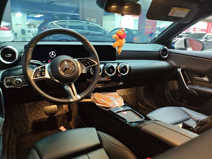 Фото 5 - Mercedes-Benz A-Class