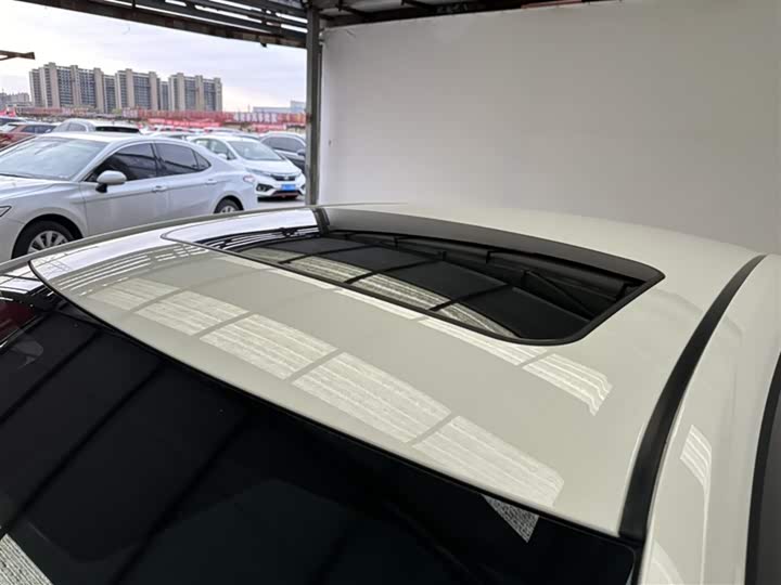 Фото 15 - Toyota Corolla