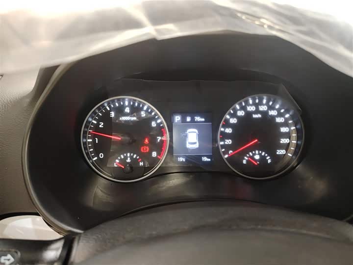 Фото 12 - Kia KX1