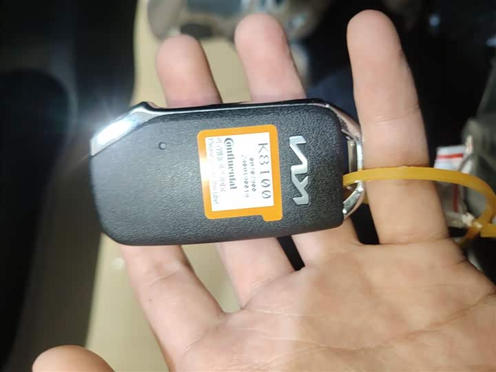 Фото 9 - Kia KX1