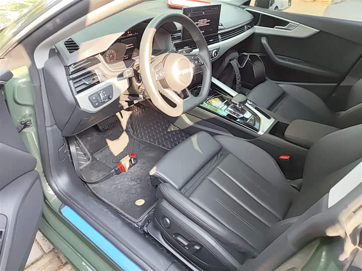 Фото 15 - Audi A5