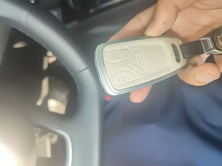 Фото 9 - Audi A5