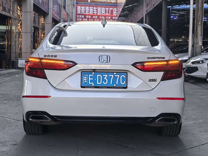 Фото 5 - Honda Inspire