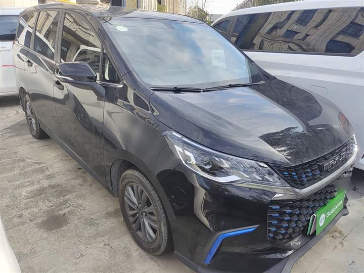 Фото 4 - Maxus Euniq 5