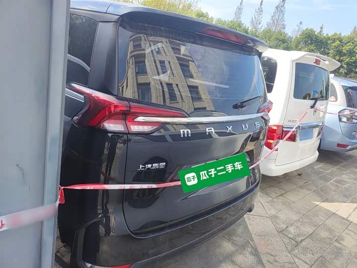 Фото 6 - Maxus Euniq 5